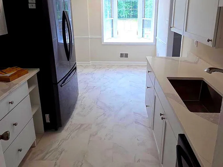 8106 Lakepark Dr — Photo 6