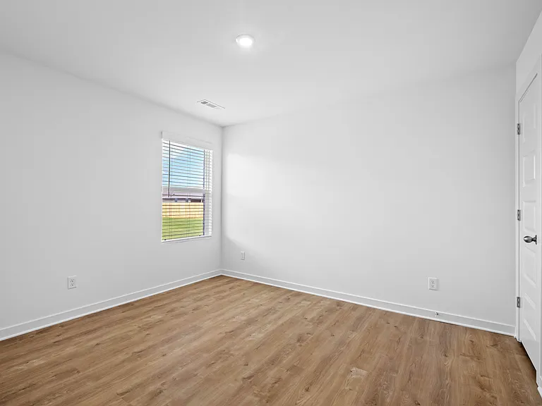 523 Nevada St — Photo 19