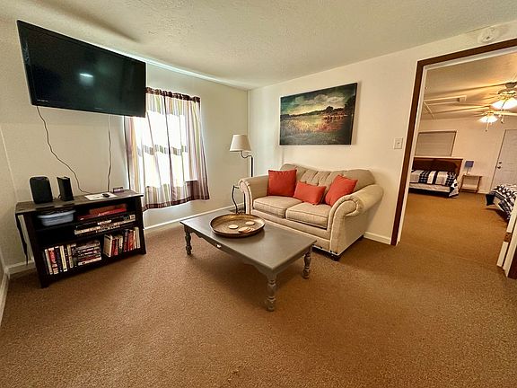 5th image of 240 Lampley Cir