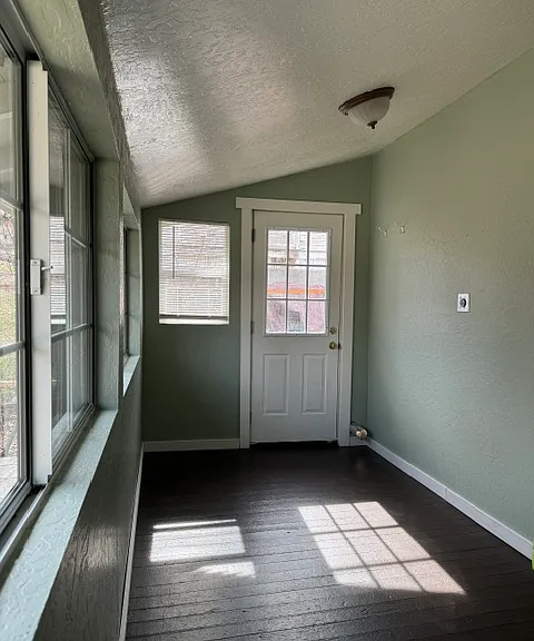 808 Mount Whitney St #808 — Photo 11