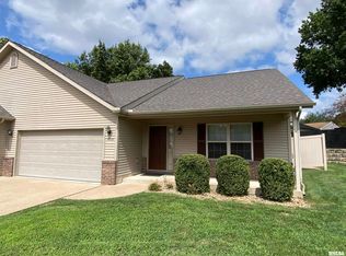5733 N Frostwood Pkwy, Peoria, IL