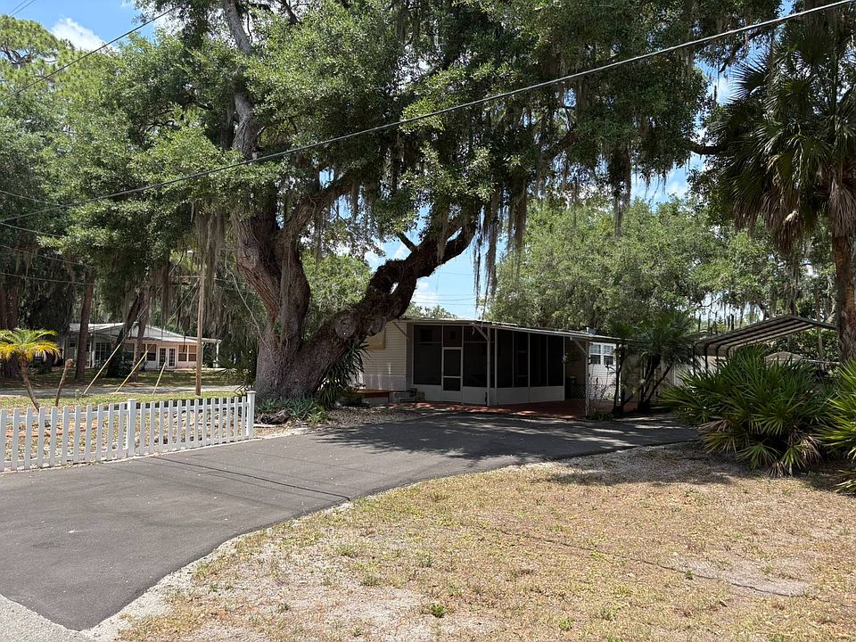 1st image of 7938 Elliott Rd