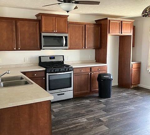 2nd image of 852 Bolton Farms Ln