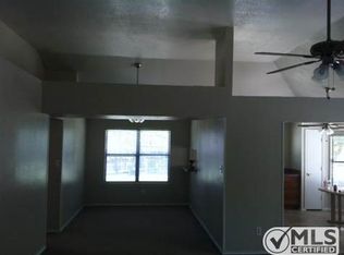 1404 Mapleton Ct, Arlington, TX 76018