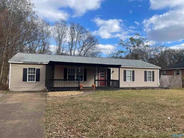 612 14th Ave SW, Decatur, AL 35601