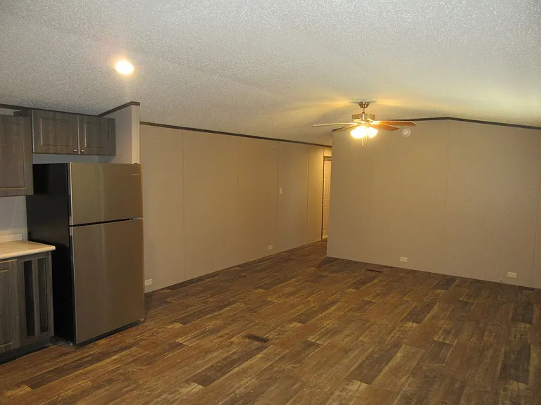 4905 Alameda St #1 — Photo 6