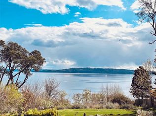 1667 SW 176th St, Normandy Park, WA 98166