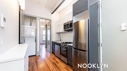 Rented by PREMIUM US INC