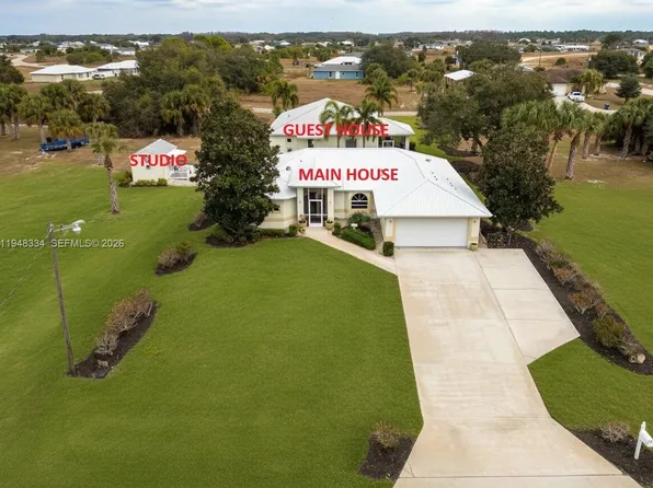 1197 April Ave, Labelle, FL 33935