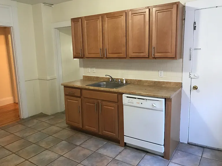 23 Gardner St #7 — Photo 7