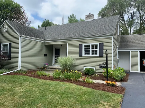 1901 Handley St, Saginaw, MI 48602