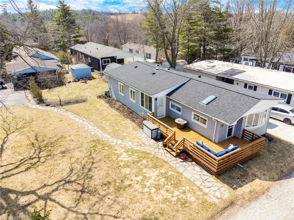 28 Macpherson Cres, Flamborough, ON N0B 2J0