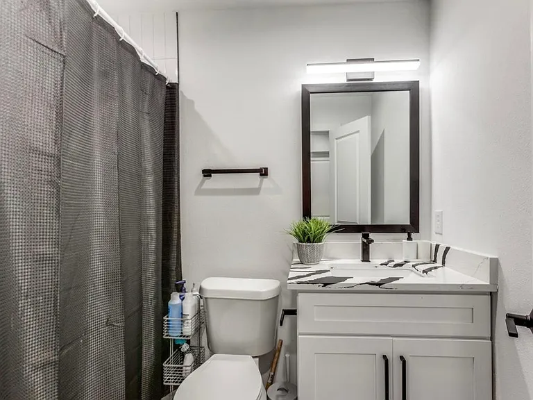 13306 Flagstone Ln — Photo 17