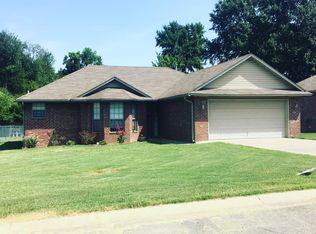 114 Rock Creek Dr, Morrilton, AR 72110