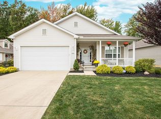 9430 Ravinia Dr, Olmsted Falls, OH 44138