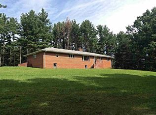 103 Smith Rd, Poughkeepsie, NY 12603