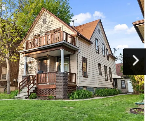 3062 N Oakland Ave Photo 1