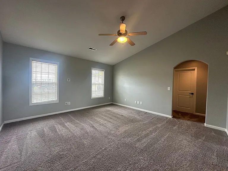 110 Killis Blvd — Photo 4