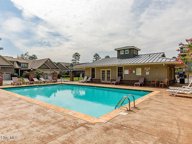 22 Cypress Cir — Photo 17