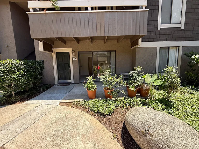 153 Streamwood — Photo 15