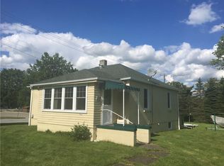190 6th St, Conneaut Lake, PA 16316