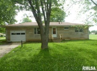 2169 W Ramsey Dr, Decatur, IL 62526