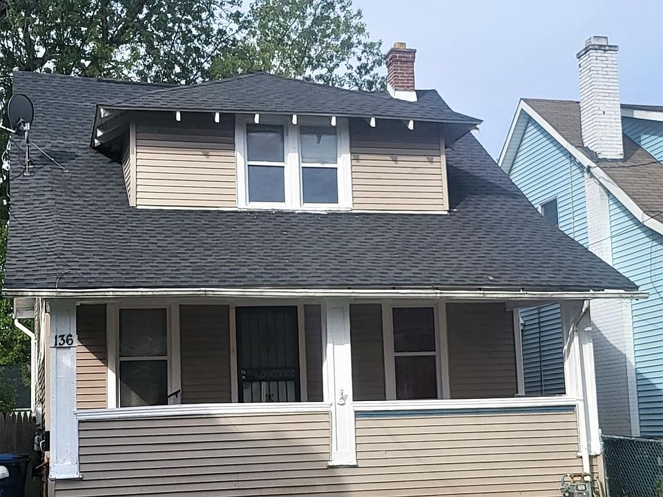 1st image of 136 Parkridge Ave