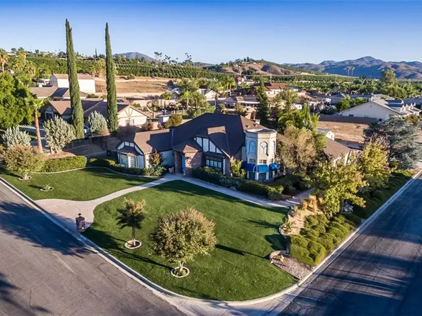 44203 Charlotte Dr, Hemet, CA 92544
