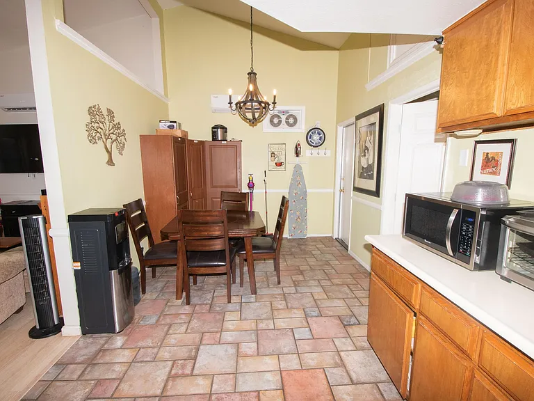 1006 Athena Ct — Photo 7