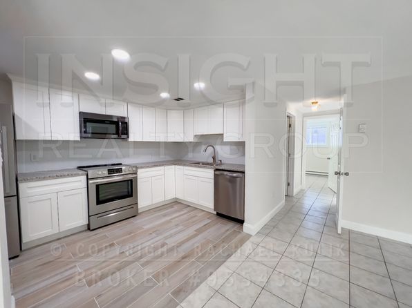 592 American Legion Hwy #3A