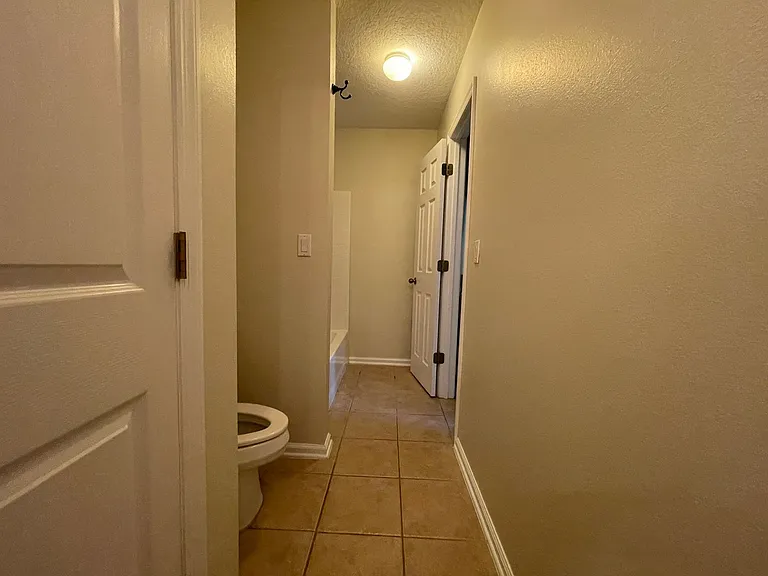 3125 E Banister Rd — Photo 21
