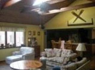 2613 Radcliffe Rd, Broomall, PA 19008