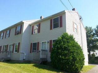 63 Valley View Ln APT D, Bangor, ME 04401