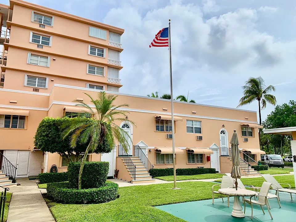 31 S Golfview Rd #14