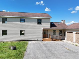 28 Murfield Dr, Ithaca, NY 14850