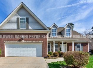 6811 Neville Dr, Ooltewah, TN 37363