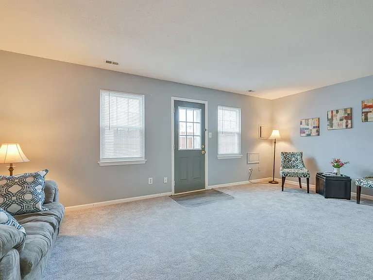1404 Wendfield Dr #102 — Photo 35