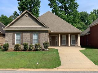 855 River Birch Cir, Wetumpka, AL 36093