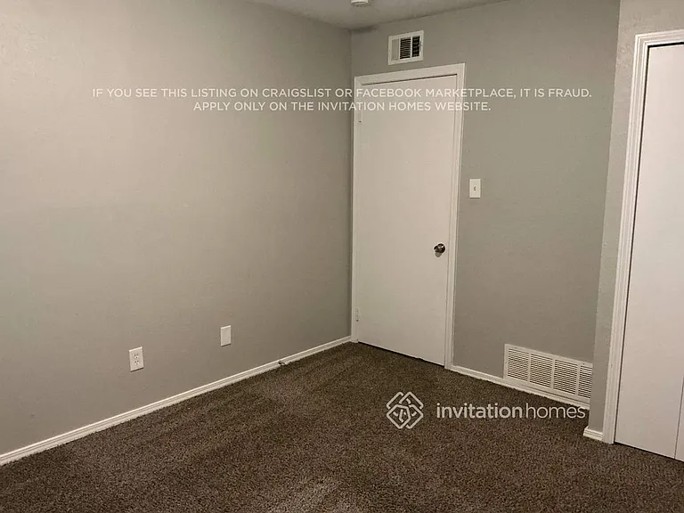 421 Kingsbridge Dr — Photo 18