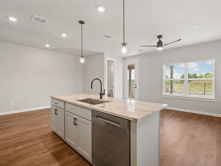 2027 Psalm Cir — Photo 16