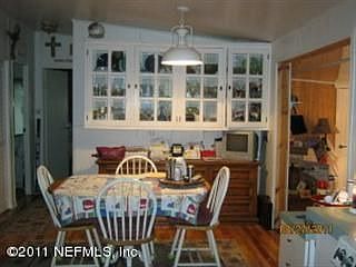 5th image of 797 Pinebrook Dr E