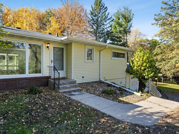 2381 Pagel Rd, Mendota Heights, MN 55120