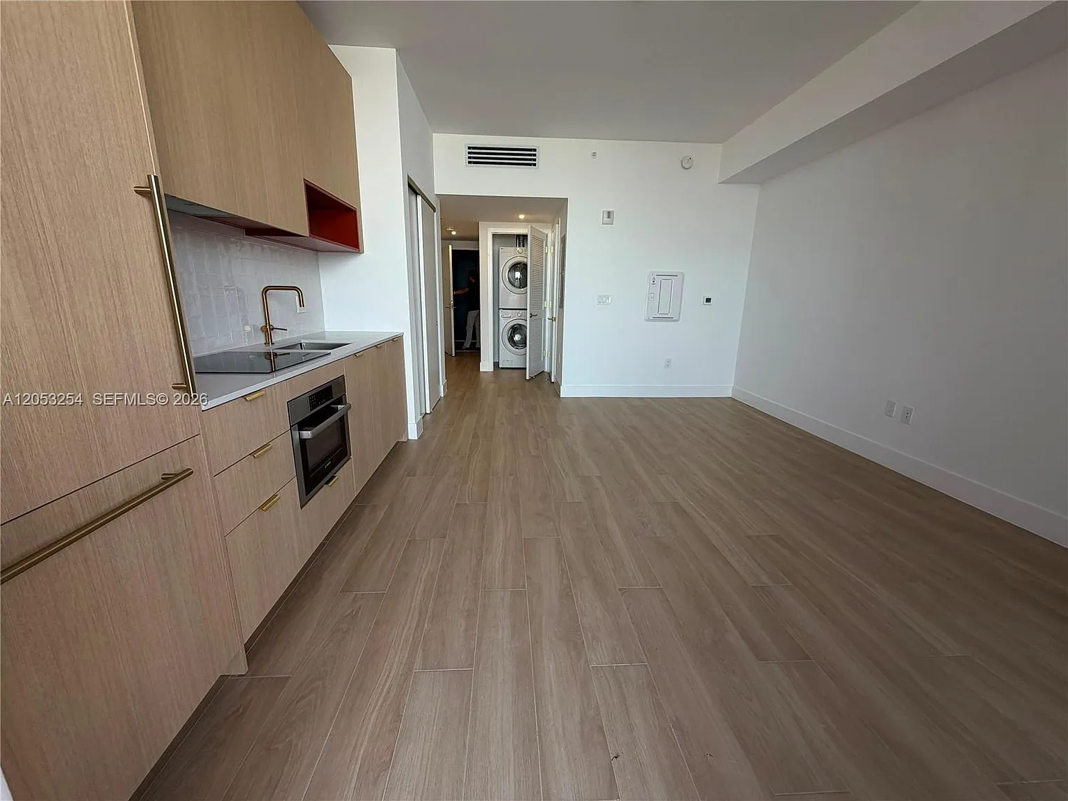 The Standard Residences — Photo 4