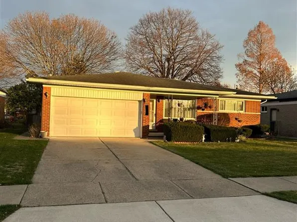 32456 Whitley Cir, Warren, MI 48088