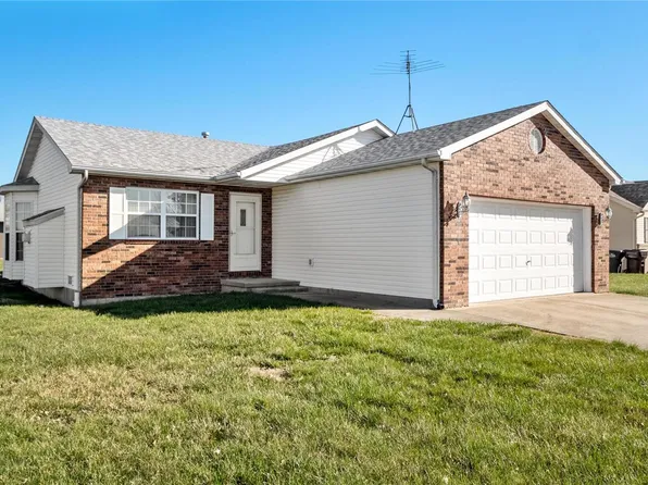 20 Doe Ct, Moro, IL 62067