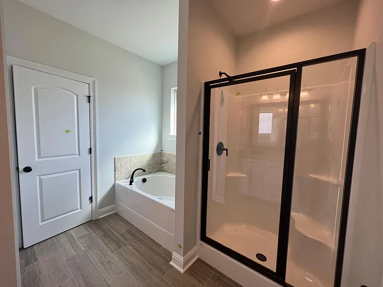1041 Lakehaven Dr — Photo 10