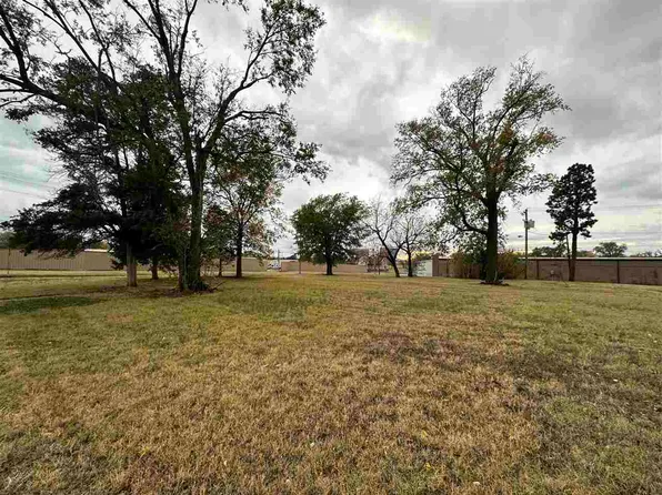 612 & 618 S 4th St, Ponca City, OK 74601