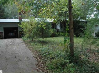 9 Batesview Dr, Greenville, SC 29607