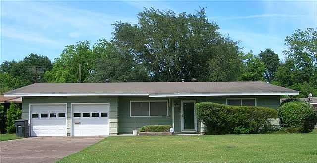 1st image of 3128 Woodlawn Dr