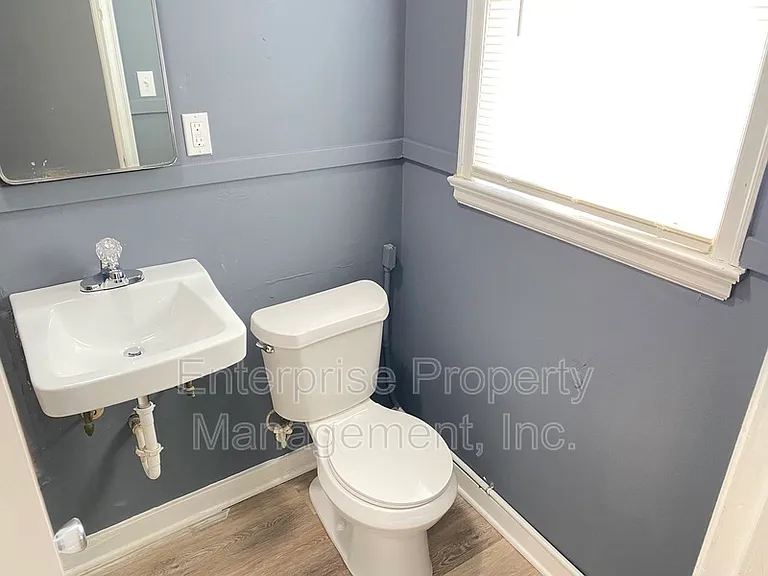 1111 N Parkway Ave #6 — Photo 8